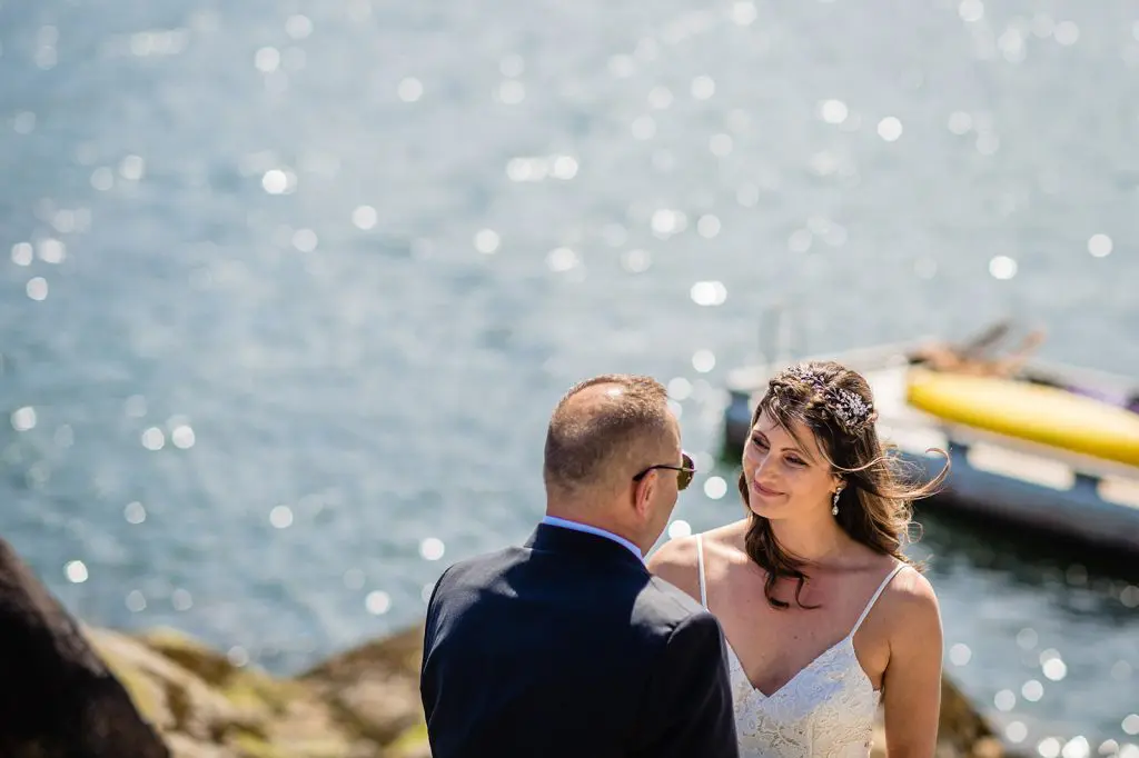 bride and groom sunshine coast wedding ceremony